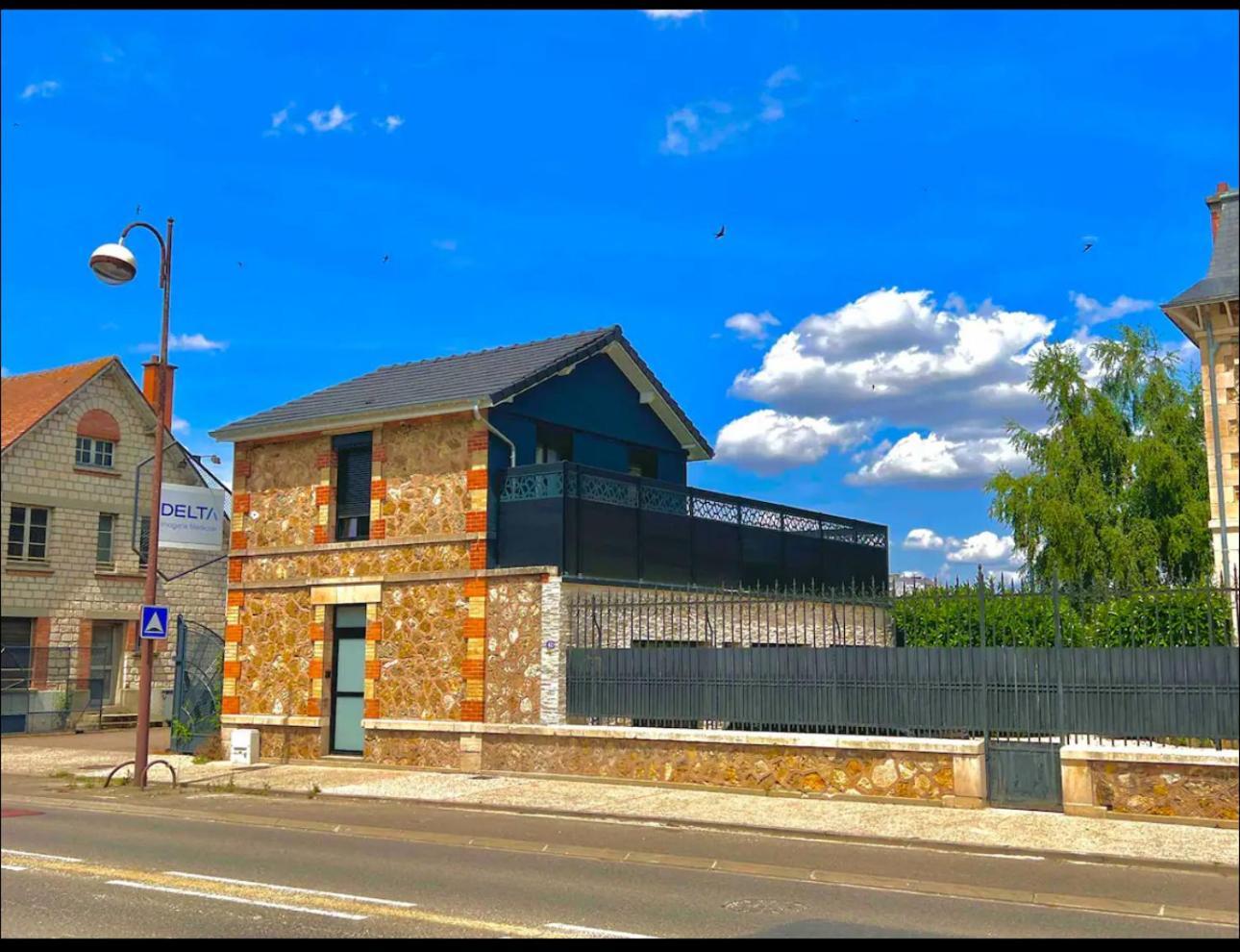 La Maison Du Faubourg Jacuzzi Vitry-le-Francois Luaran gambar